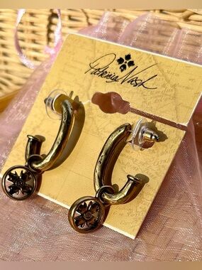 Patricia Nash Gold Floret Hoop Drop Earrings Antique Brass Vintage NWT